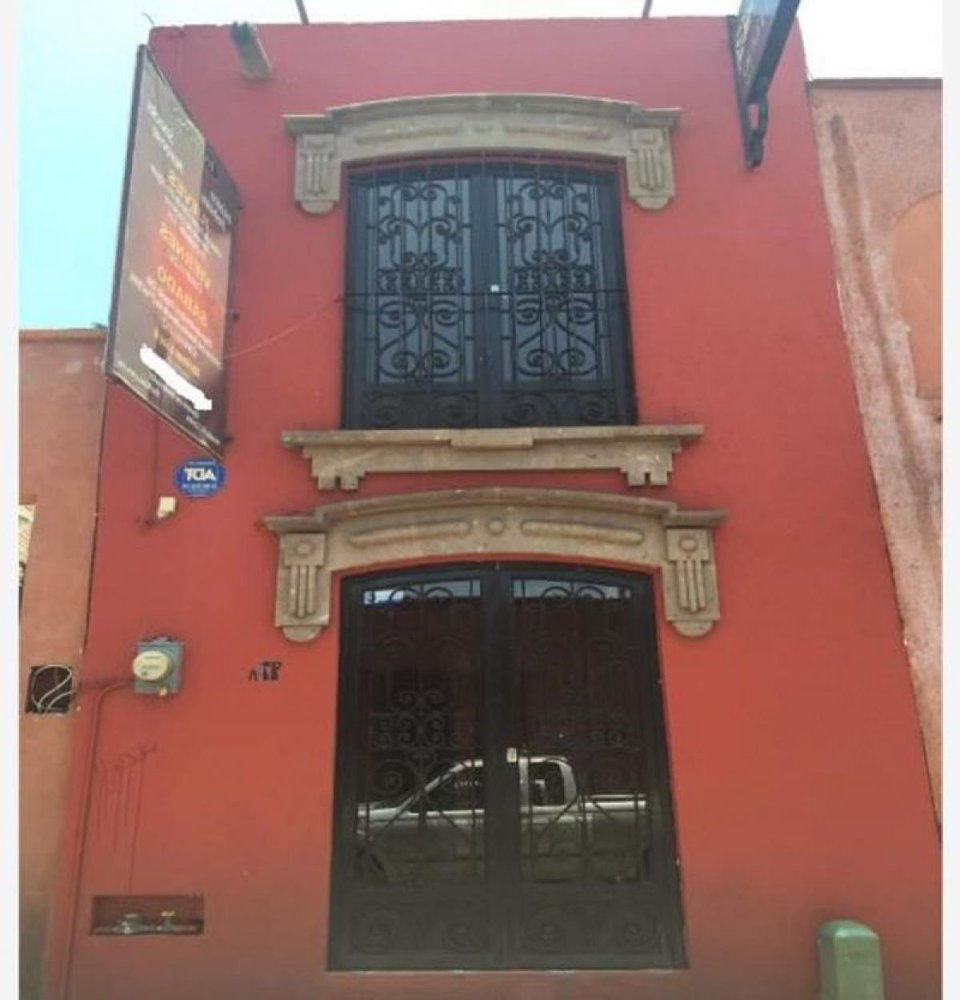  Building in Queretaro, Mexico No. 200743