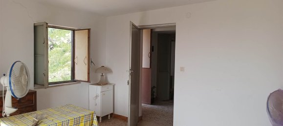 4 bedrooms Villa in Leonforte, Italy No. 120525 18