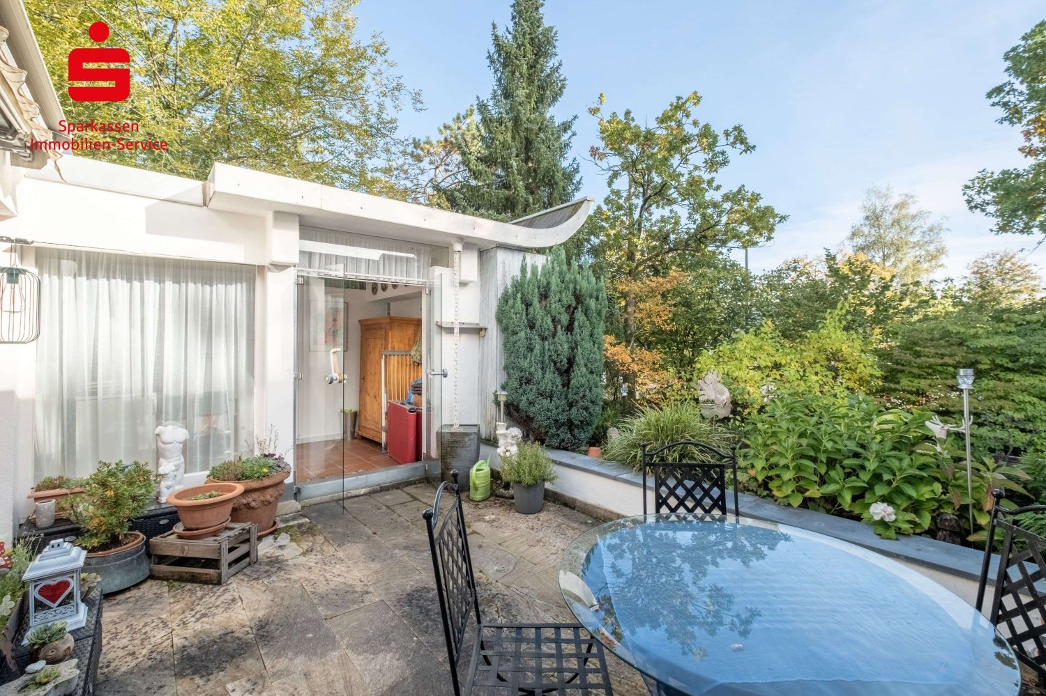 4 rooms Apartment in Munich, Germany No. 130350