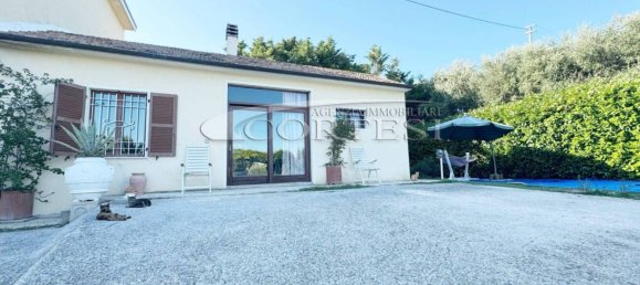 3 bedrooms Villa in Mondavio, Italy No. 283358 4
