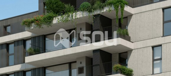 3 rooms Apartment in Porto, Portugal No. 179008 8