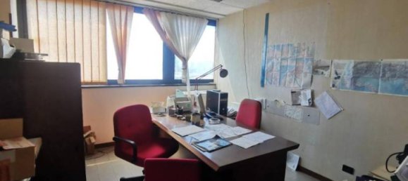 Büro in Pomezia, Italy 160m², Nr. 99995 31