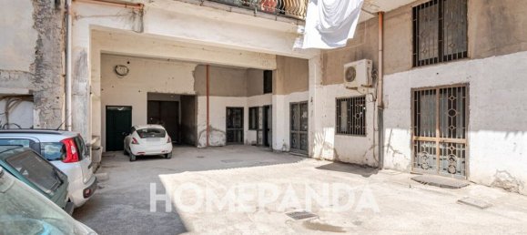 310m² Commercial property in Pomigliano d'Arco, Italy No. 301752 27