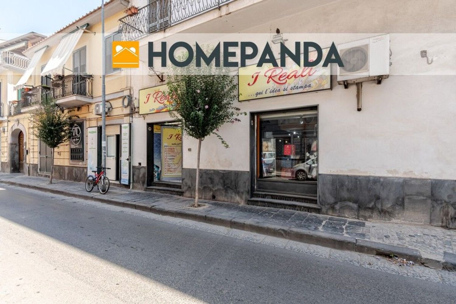 310m² Commercial property in Pomigliano d'Arco, Italy No. 301752