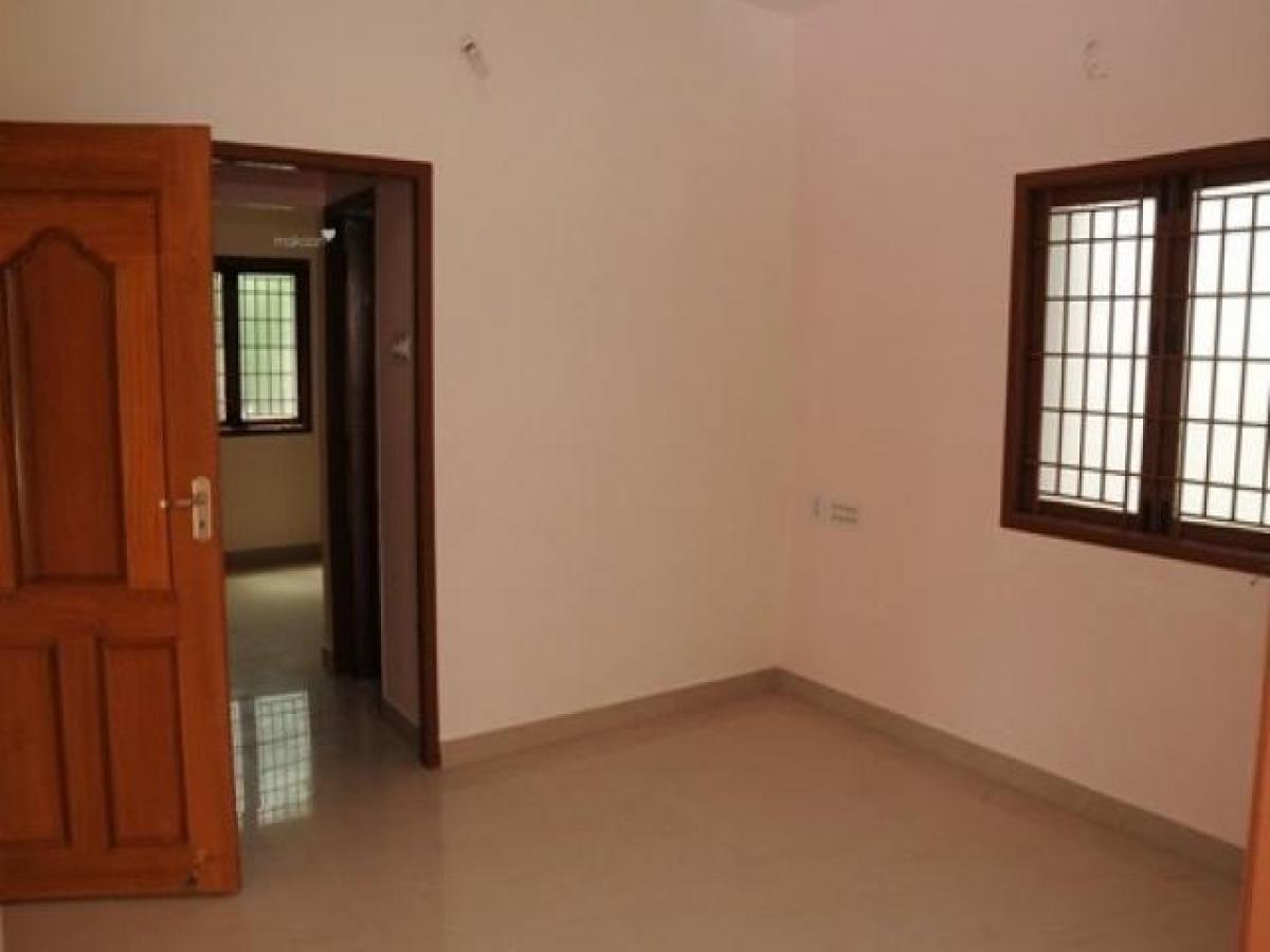 2 bedrooms House in Chennai, India No. 64153