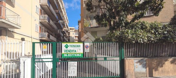 1 room Garage in Ciampino, Italy No. 7350 3