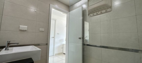 2 bedrooms Apartment in Pattaya, Thailand No. 11193 11