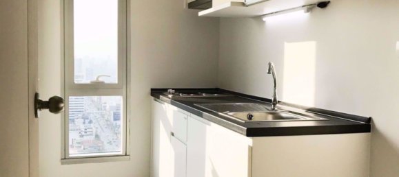 Condominio de 2 dormitorios en Huai Khwang, Thailand No. 9716 5