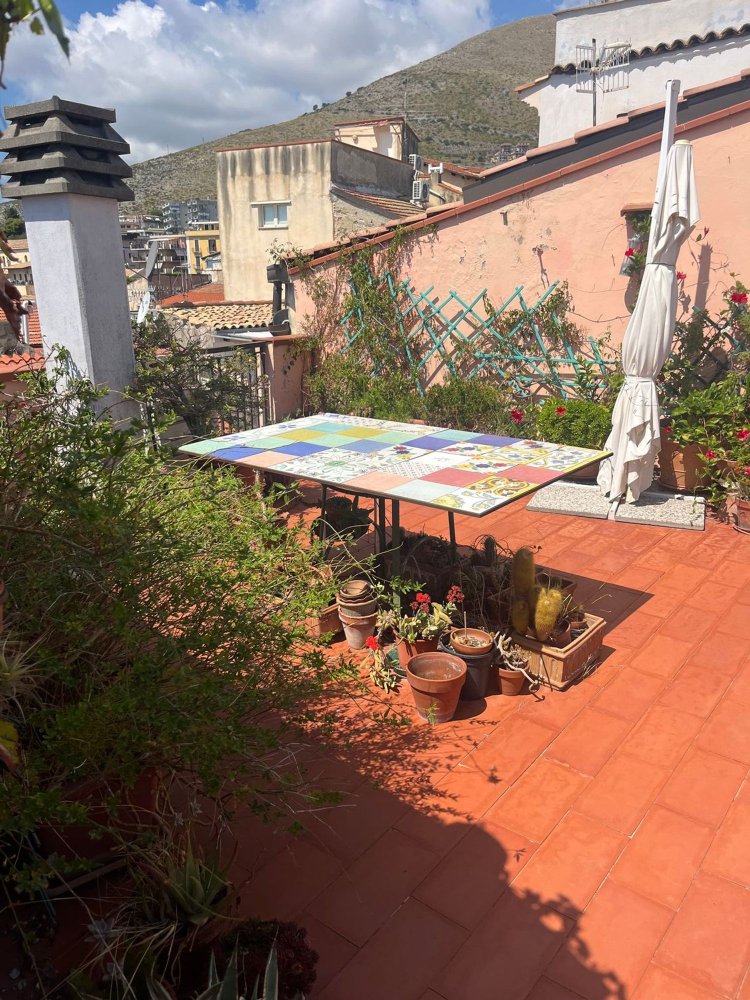 4 Schlafzimmer Wohnung in Formia, Italy, Nr. 393311