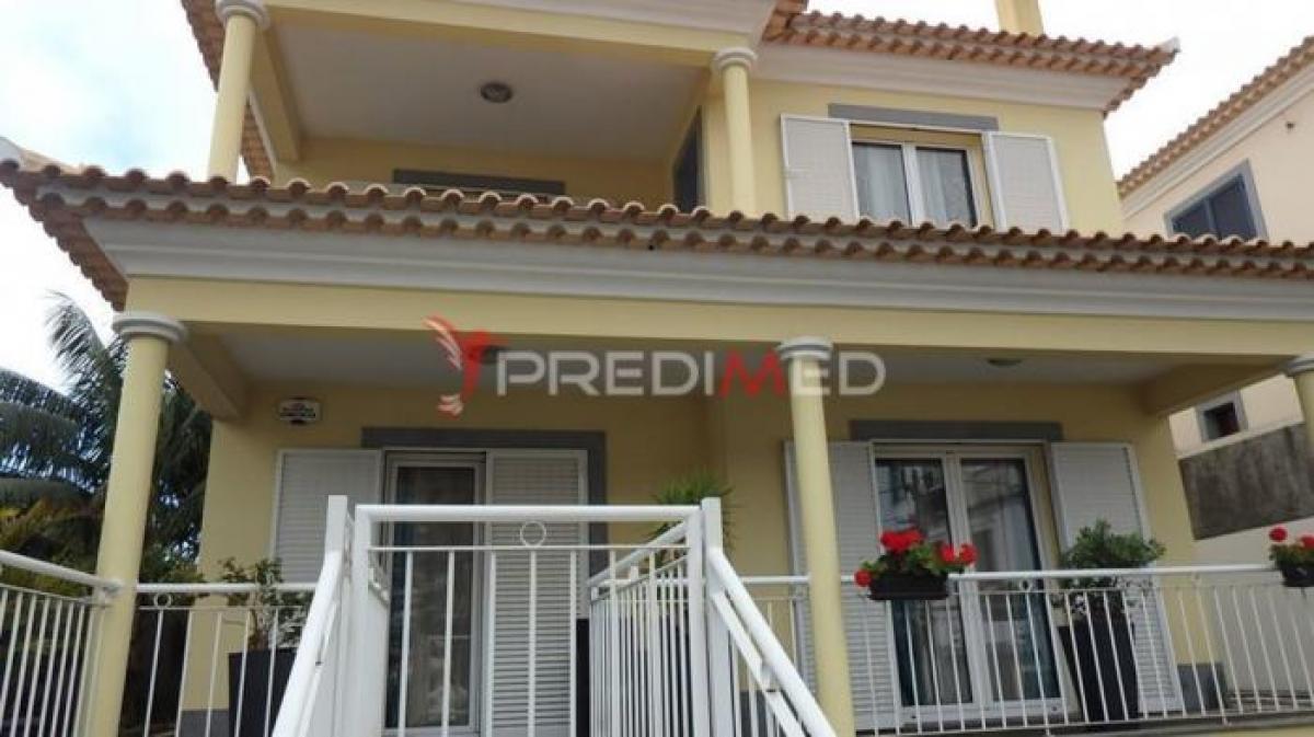 Casa de 3 dormitorios en Funchal, Portugal No. 439