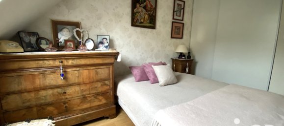 2 Schlafzimmer Haus in Loches, France, Nr. 56435 7