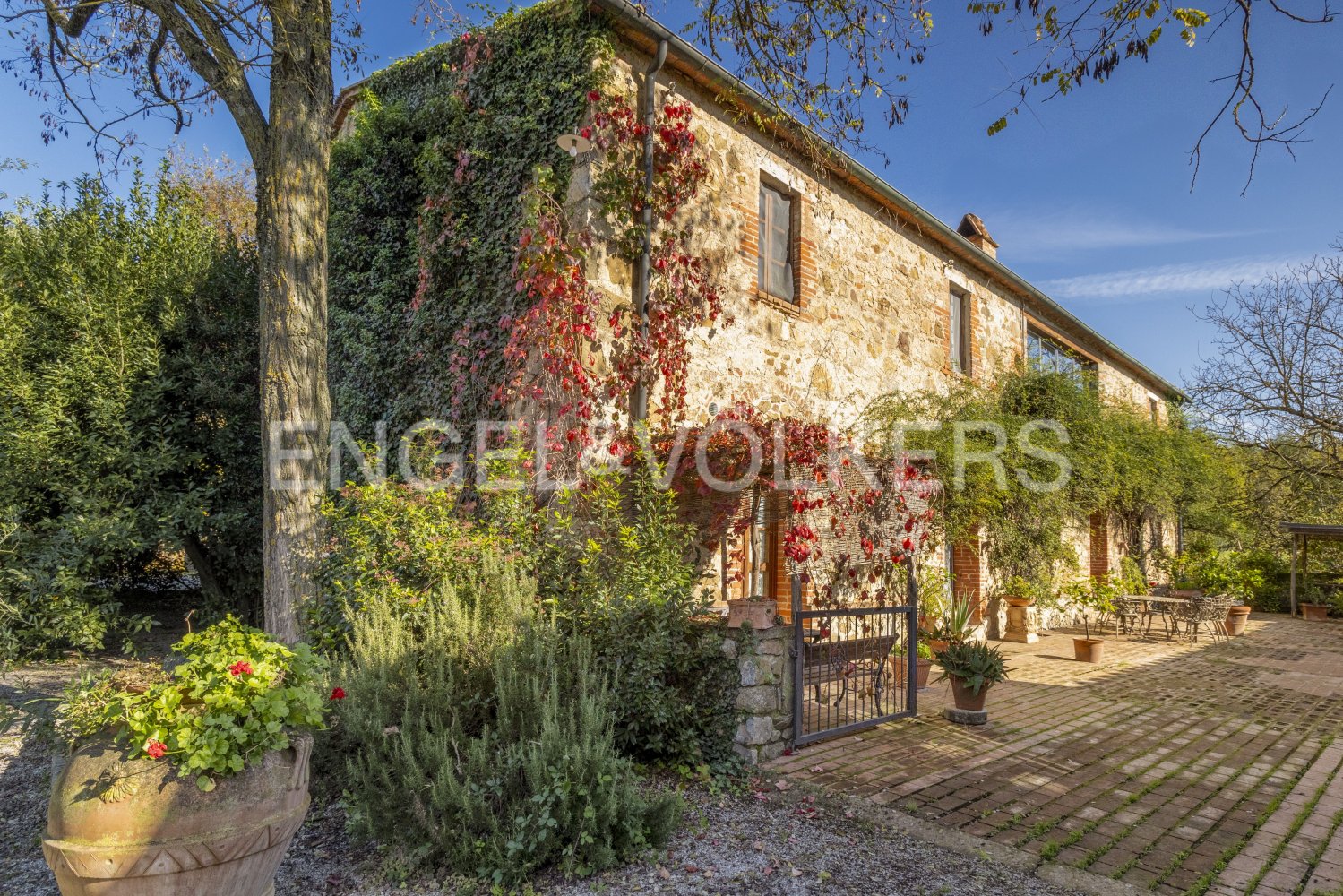 7 bedrooms House in Castelnuovo Berardenga, Italy No. 102239