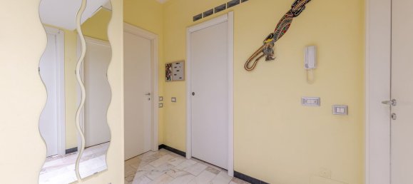 Квартира с 2 спальнями в Чинизелло Бальсамо, Италия № 364988 13