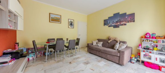 Квартира с 2 спальнями в Чинизелло Бальсамо, Италия № 364988 2