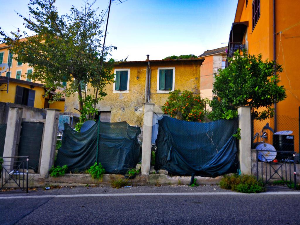 4 rooms Apartment in Marino, Italy No. 320855