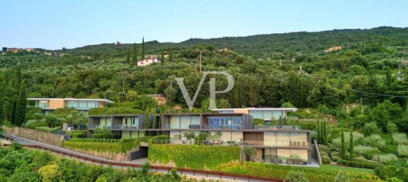 3 rooms Apartment in Torri del Benaco, Italy No. 33924 22