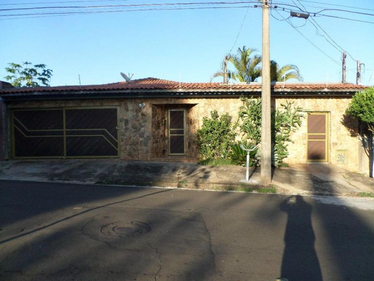 Дом с 5 спальнями в Сан-Паулу, Бразилия № 539907