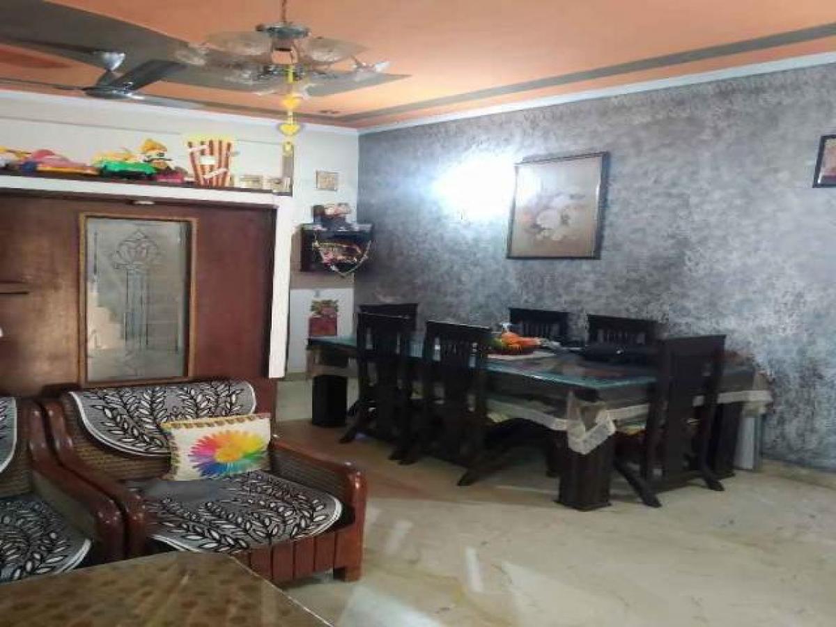4 bedrooms House in Faridabad, India No. 25064