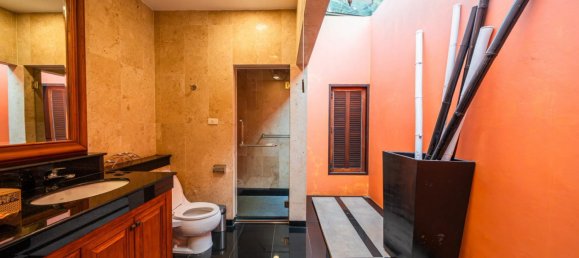 3 bedrooms House for sale in Pattaya, Chonburi, Eastern Thailand, Thailand № 68775 11