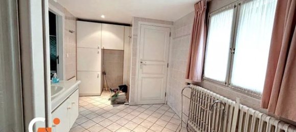 3 bedrooms House in Rouen, France No. 315376 5