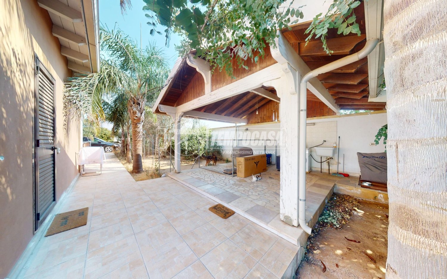 4غرفة فيلا في Cavallino, Italy رقم 328658