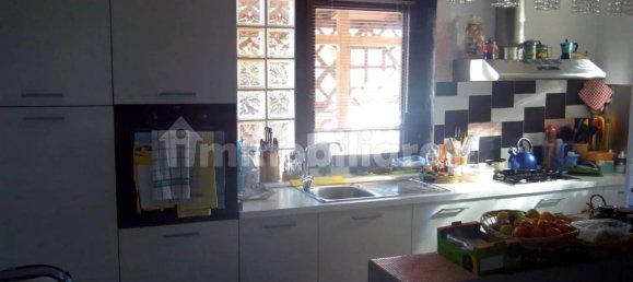 Вилла с 3 спальнями в Авеццано, Италия № 133952 5