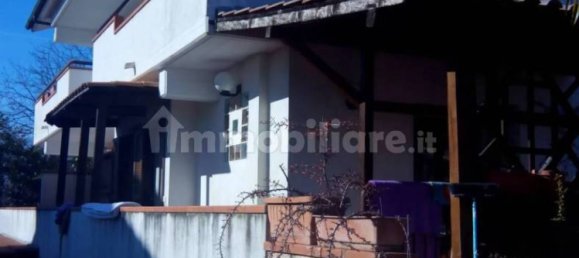 Вилла с 3 спальнями в Авеццано, Италия № 133952 9