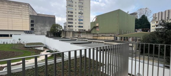 2 bedrooms Apartment in Porto, Portugal No. 128904 25