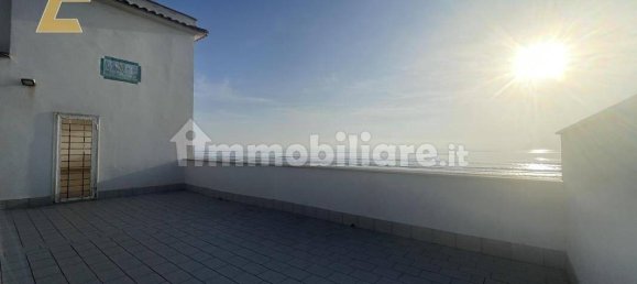 Вилла с 5 комнатами в Ардеа, Италия № 91958 42