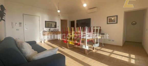 Вилла с 5 комнатами в Ардеа, Италия № 91958 2