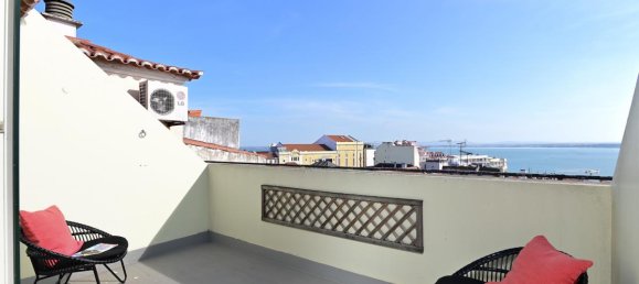 Studio in the Condo in Lisbon, Portugal No. 7226 2