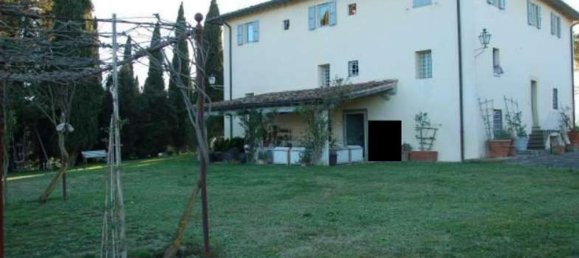 Дом с 7 комнатами в Сан Кашано ин Валь ди Пеза, Италия № 180297 4