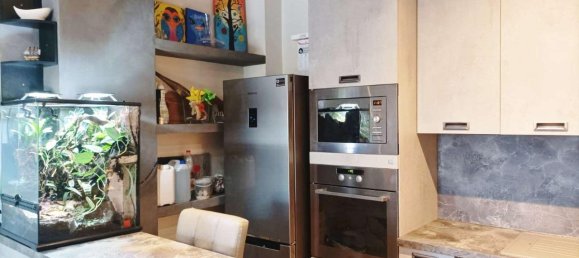 Квартира с 2 комнатами в Трани, Италия № 2936 46