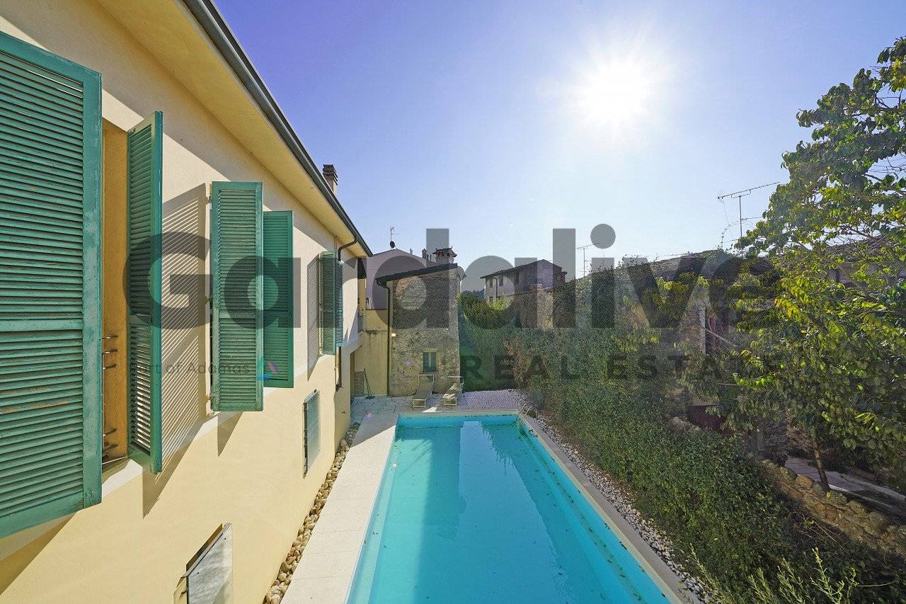 Villa de 3 dormitorios en Cavriana, Italy No. 65676