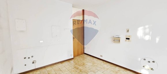 Квартира с 2 спальнями в Бусто Арсицио, Италия № 132633 18