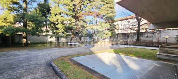 Квартира с 2 спальнями в Бусто Арсицио, Италия № 132633 8