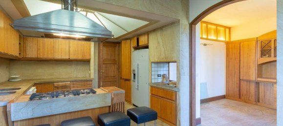 4 bedrooms Penthouse in Fiesole, Italy No. 320300 22