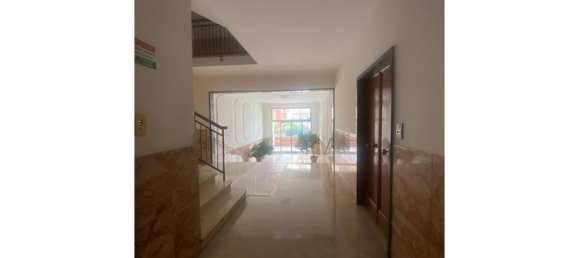 Apartamento de 2 dormitorios en Genoa, Italy No. 351639 3