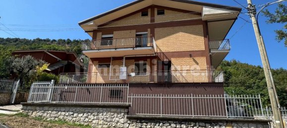 3 chambres Villa à Colle San Magno, Italy No. 165482 2