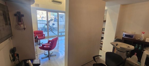 30m² Commercial property in Sorrento, Italy No. 298733 10