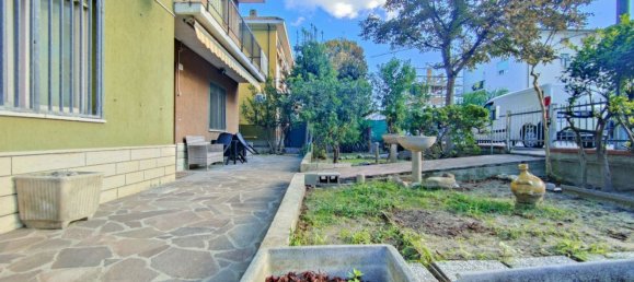 4 rooms Apartment in Rimini, Italy No. 195542 7