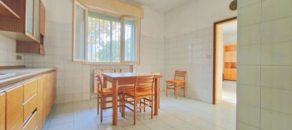 4 rooms Apartment in Rimini, Italy No. 195542 25