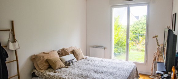 2 bedrooms Apartment in Saint-Cyr-sur-Loire, France No. 264872 3