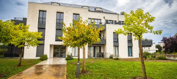 2 bedrooms Apartment in Saint-Cyr-sur-Loire, France No. 264872 5