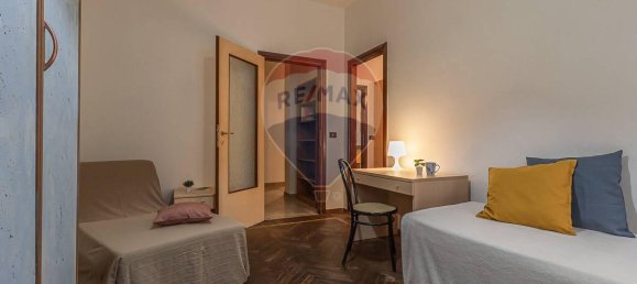 5 rooms Apartment in Ferrara, Italy No. 21538 20