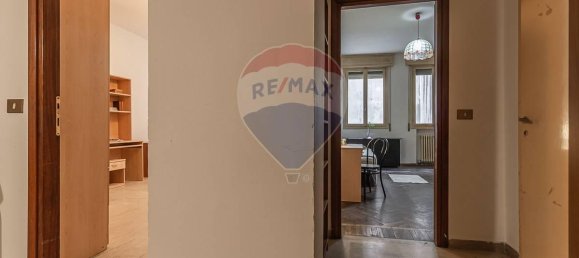 5 rooms Apartment in Ferrara, Italy No. 21538 22
