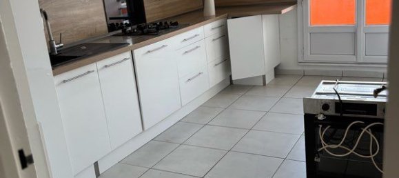 3 bedrooms Apartment in Clermont-Ferrand, France No. 343723 2