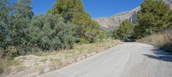  Land in Alicante, Spain No. 142891 5