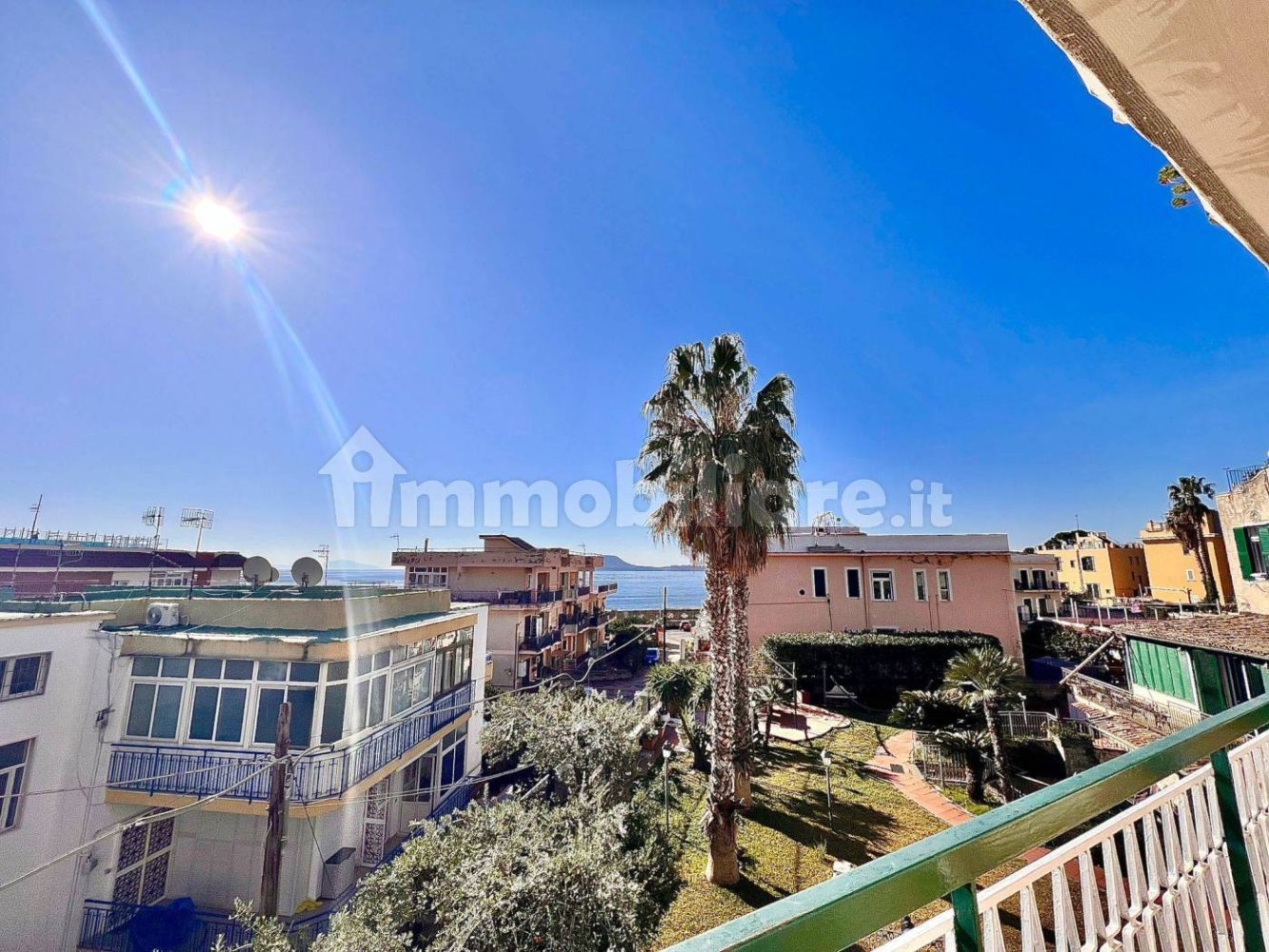 Apartamento T2 em Pozzuoli, Italy N.º 212377