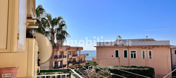 Apartamento T2 em Pozzuoli, Italy N.º 212377 5